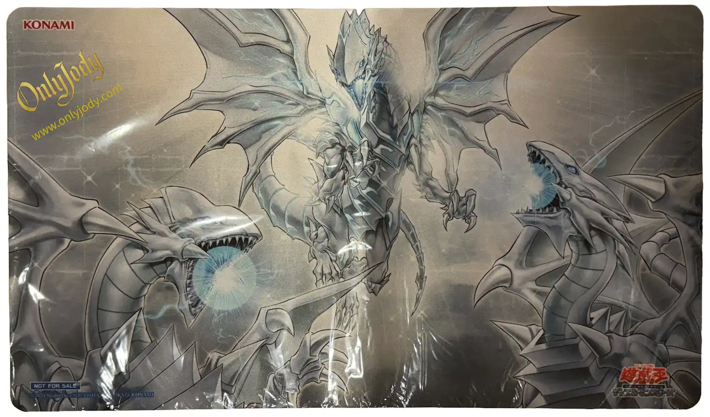 Majesty of the White Dragons Playmat (Sealed)